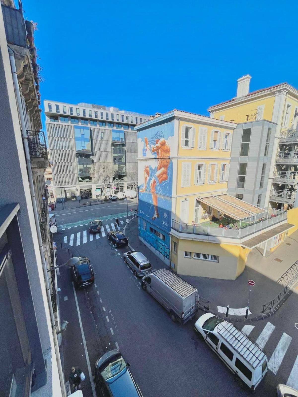 Le 13or - Centre Avec Parking Et Extérieur Appartement